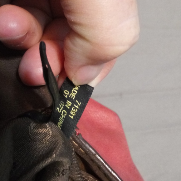 COPY - Etienne Aigner - Picture 10 of 14